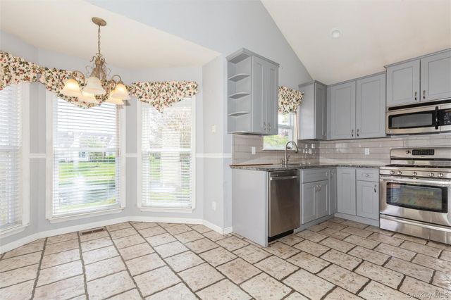 401 Constance Lane, Port Jefferson, NY 11776