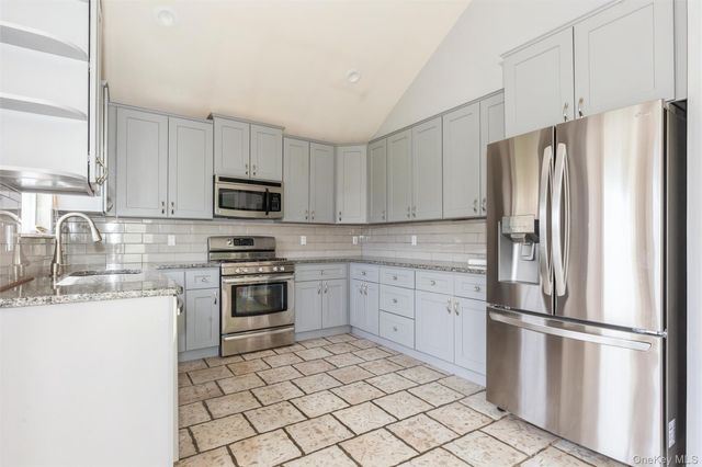 401 Constance Lane, Port Jefferson, NY 11776