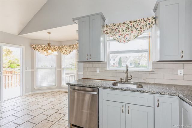 401 Constance Lane, Port Jefferson, NY 11776