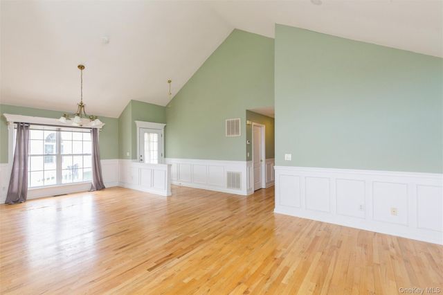 401 Constance Lane, Port Jefferson, NY 11776