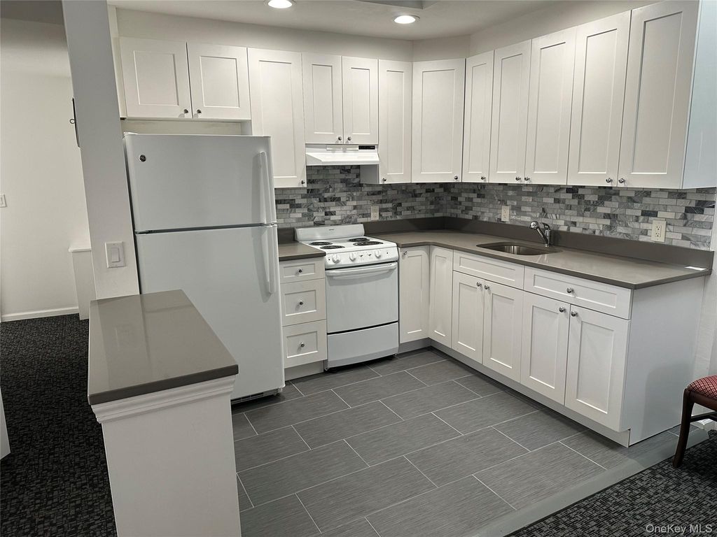25332 E Northern Boulevard N 25334, Little Neck, NY 11362 — photo 4