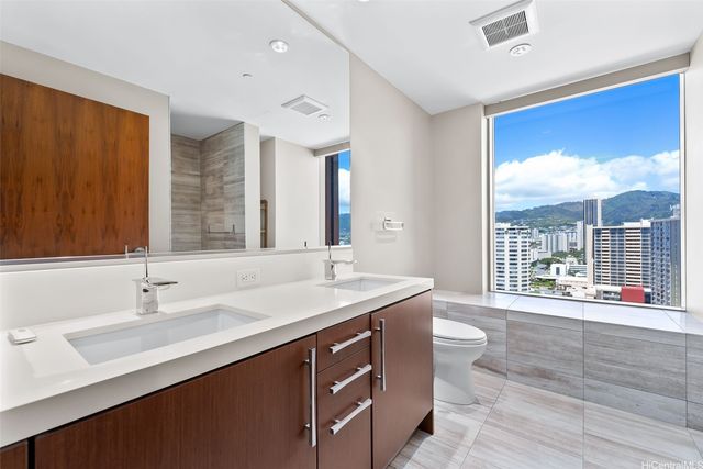 1555 Kapiolani Boulevard 1615, Honolulu, HI 96814