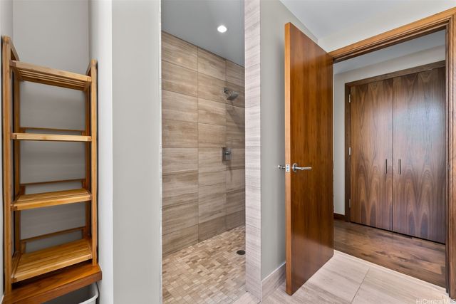 1555 Kapiolani Boulevard 1615, Honolulu, HI 96814