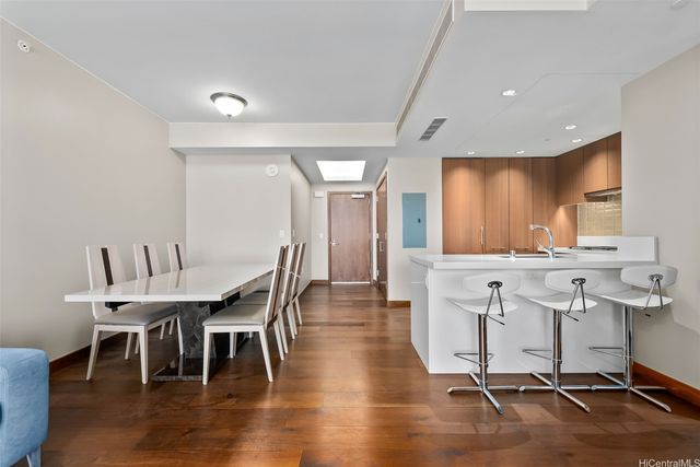 1555 Kapiolani Boulevard 1615, Honolulu, HI 96814