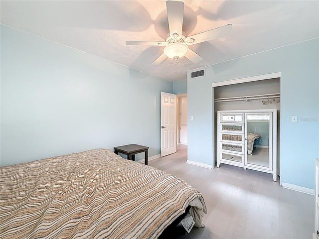 6170 7TH AVENUE N, St Petersburg, FL 33710