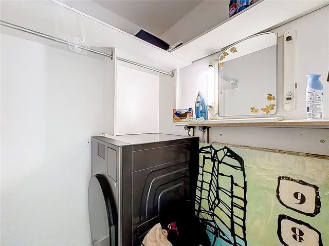 6170 7TH AVENUE N, St Petersburg, FL 33710