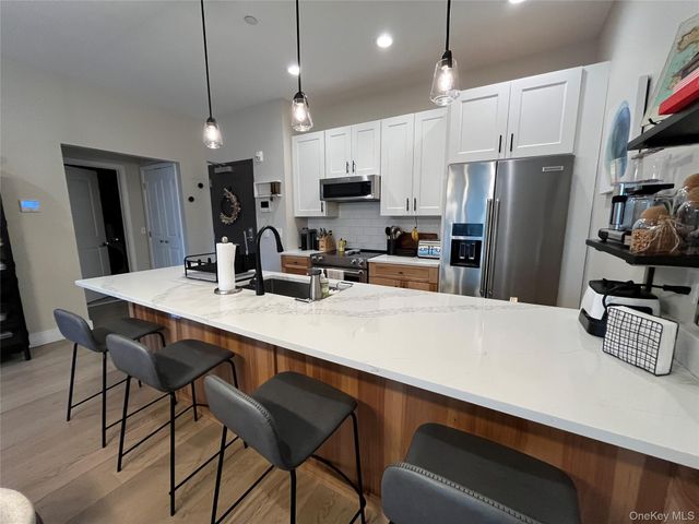 30 Beekman Street 213, Beacon, NY 12508