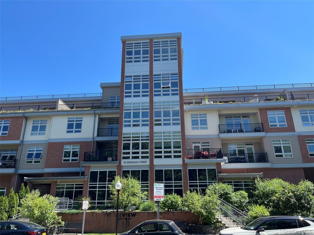 30 Beekman Street 213, Beacon, NY 12508