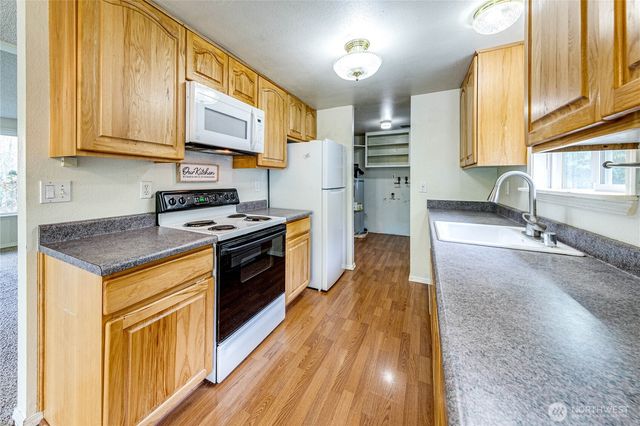 51644 Highway 112, Port Angeles, WA 98363