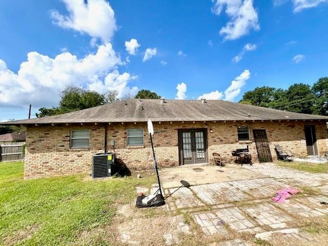 6778 Glen Echo Dr, Baton Rouge, LA 70812