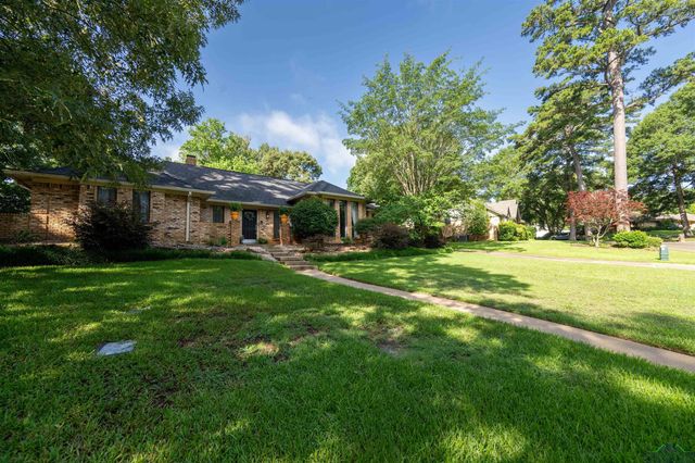 1411 Sleepy Hollow Ln, Longview, TX 75604