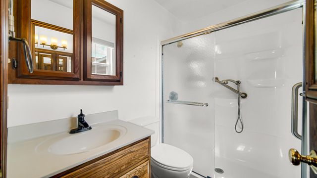 101 Whispering Boulevard, La Porte, IN 46350