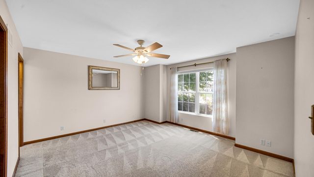 101 Whispering Boulevard, La Porte, IN 46350