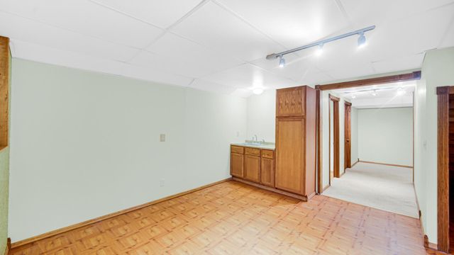101 Whispering Boulevard, La Porte, IN 46350