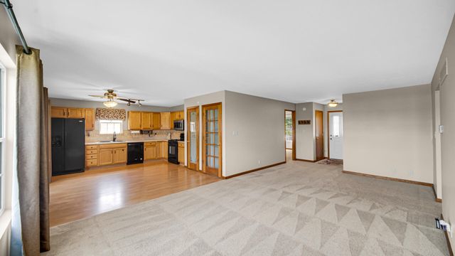 101 Whispering Boulevard, La Porte, IN 46350