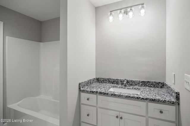 1636 Alton Rd, Lawrenceburg, KY 40342