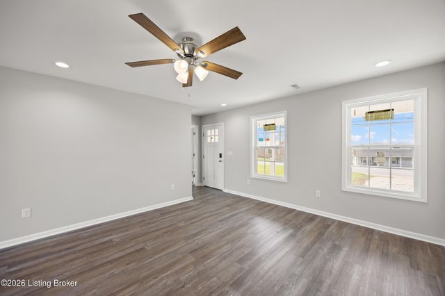 1636 Alton Rd, Lawrenceburg, KY 40342