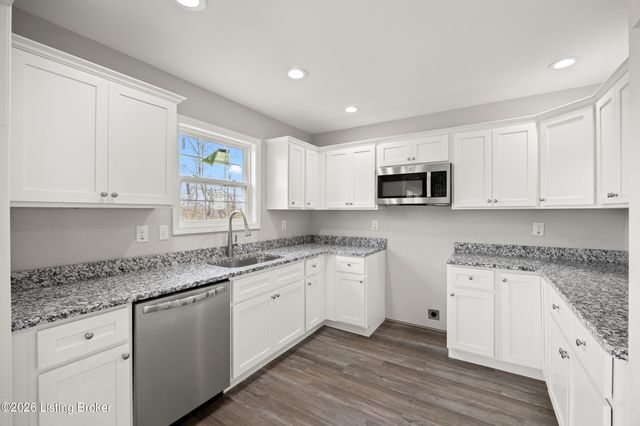 1636 Alton Rd, Lawrenceburg, KY 40342