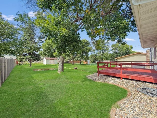 1510 7TH ST SW, Minot, ND 58701