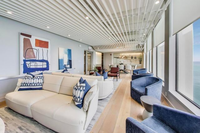 1110 N Lake Shore Drive 3N, Chicago, IL 60611