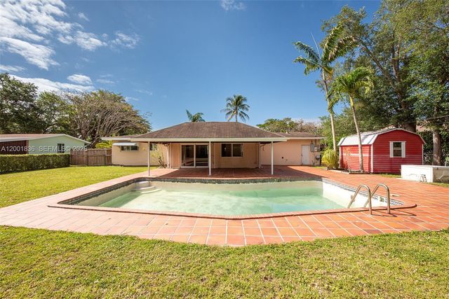 8355 SW 131st St, Pinecrest, FL 33156