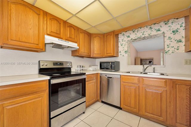 8355 SW 131st St, Pinecrest, FL 33156