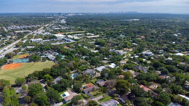 8355 SW 131st St, Pinecrest, FL 33156