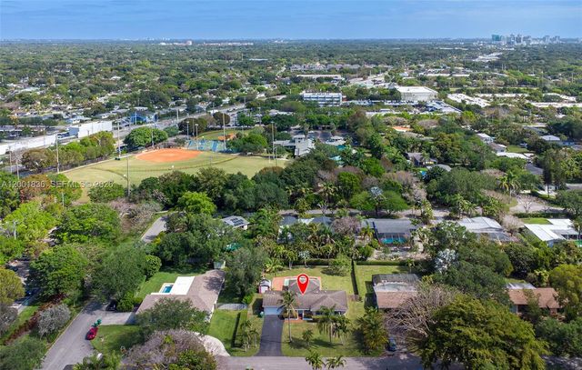 8355 SW 131st St, Pinecrest, FL 33156