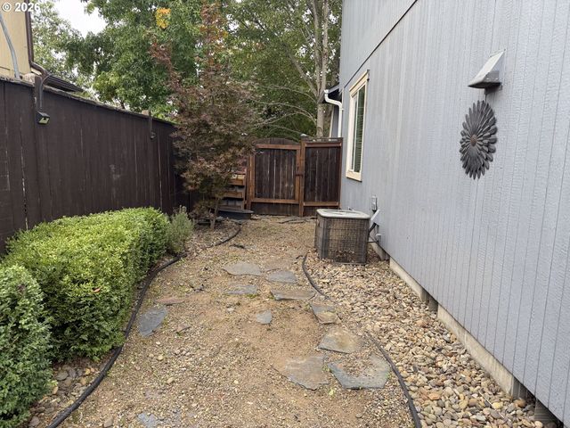 604 MURIN St, Eugene, OR 97402