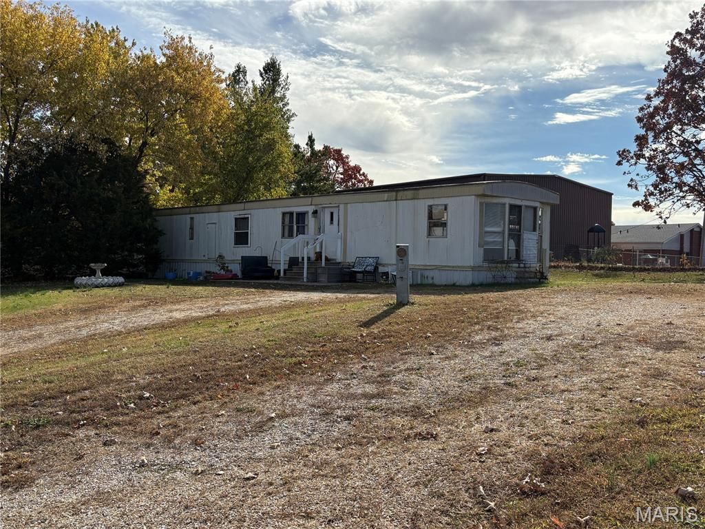 2 St Joe Trailer Park, Viburnum, MO 65566
