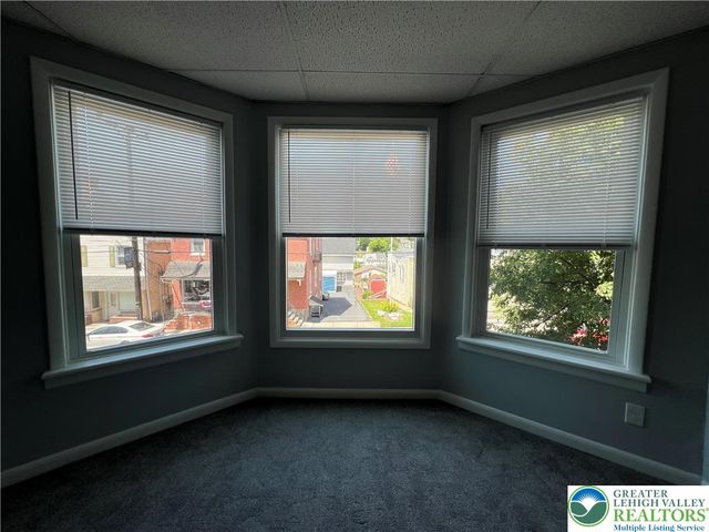 161 South Main Street 201, Nazareth Boro, PA 18064