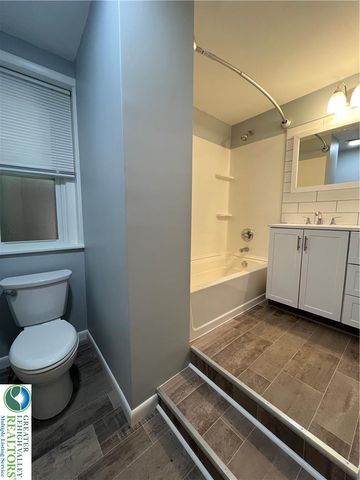 161 South Main Street 201, Nazareth Boro, PA 18064