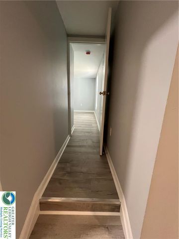 161 South Main Street 201, Nazareth Boro, PA 18064
