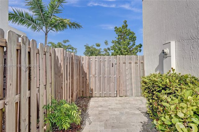 20900 NE 2nd Court, Miami, FL 33179