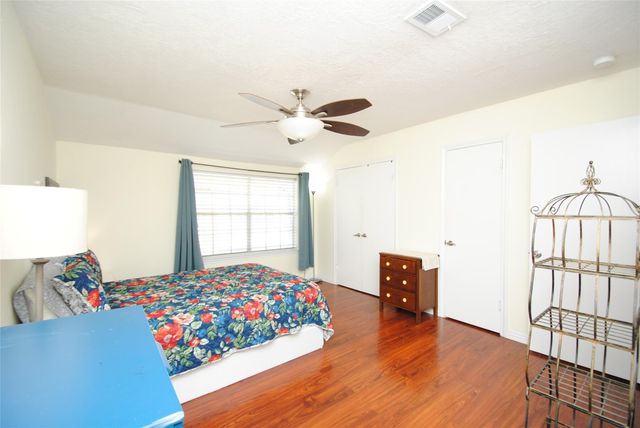 12739 Huntingwick Drive 151, Houston, TX 77024