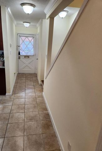 12739 Huntingwick Drive 151, Houston, TX 77024