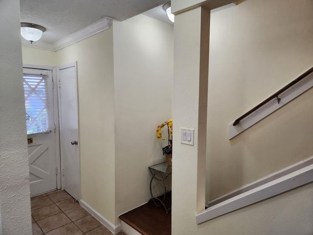 12739 Huntingwick Drive 151, Houston, TX 77024