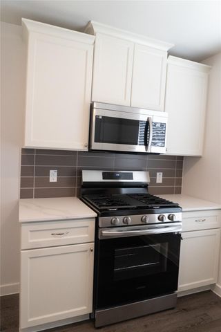 65 Road 51030, Cleveland, TX 77327