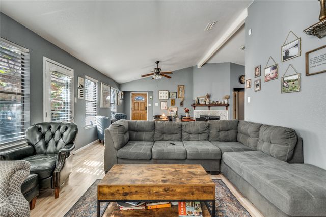 2708 Bridge Lake Drive, Irving, TX 75060