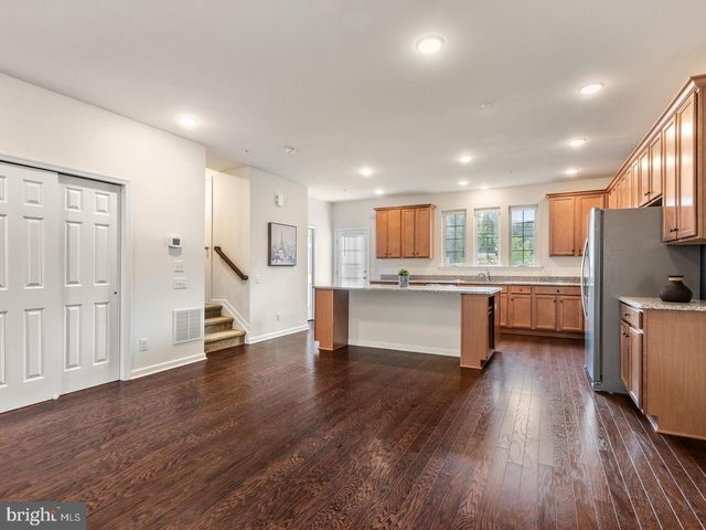 15 EAGLE LN, Malvern, PA 19355