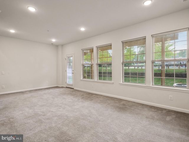 15 EAGLE LN, Malvern, PA 19355