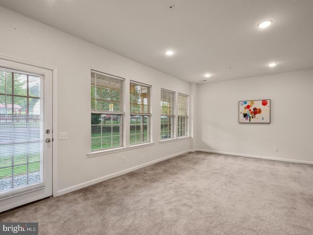 15 EAGLE LN, Malvern, PA 19355