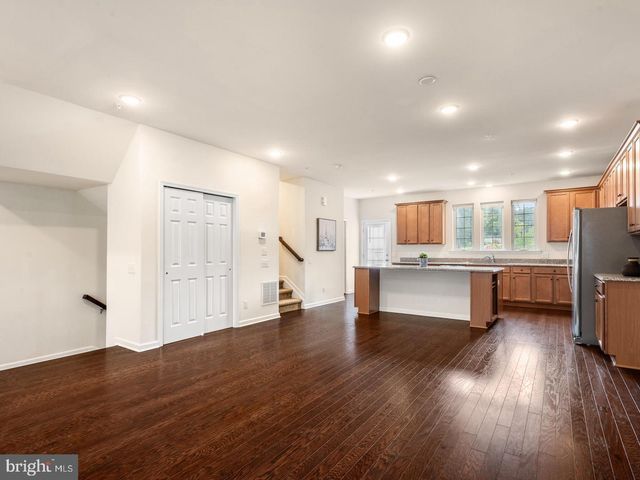 15 EAGLE LN, Malvern, PA 19355