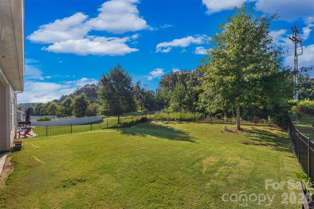 7063 Chrysanthemum Road, Lancaster, SC 29720