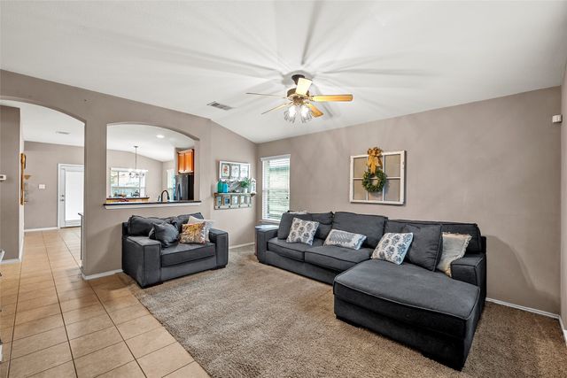 6725 Cold Water Drive, Waco, TX 76712