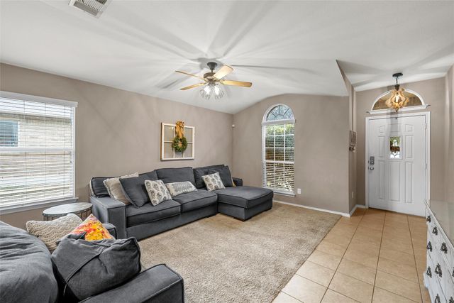 6725 Cold Water Drive, Waco, TX 76712