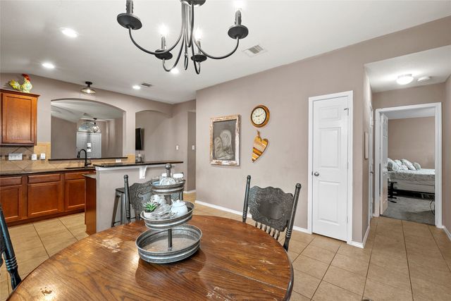 6725 Cold Water Drive, Waco, TX 76712