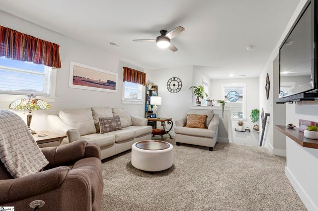 545 Laxton Road, Greer, SC 29651