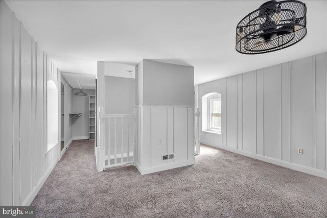 64 E CENTRE ST, Woodbury, NJ 08096