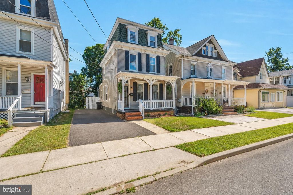 64 E CENTRE ST, Woodbury, NJ 08096